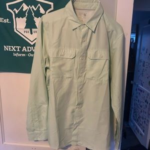 Mountain Hardware Canyon Long Sleeve Sun/Hiking Shirt